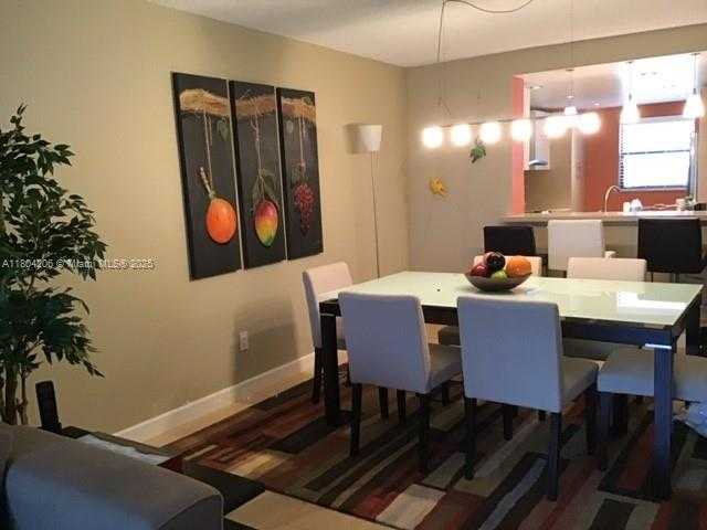 Small Image of 16141 BLATT BLVD #311, Weston Number 3