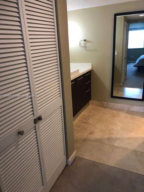 Small Image of 16141 BLATT BLVD #311, Weston Number 8
