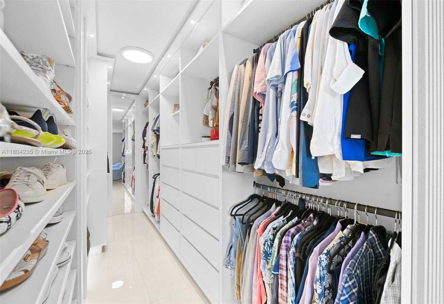 Small Image of 1501 SOUTH OCEAN DR #1005, Hollywood Number 14