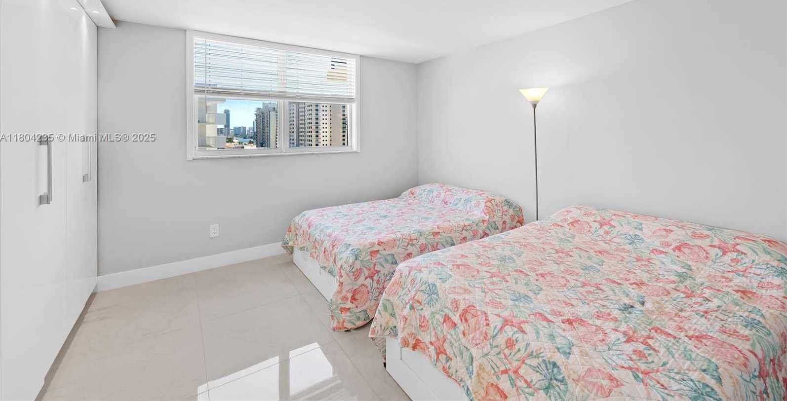 Small Image of 1501 SOUTH OCEAN DR #1005, Hollywood Number 16