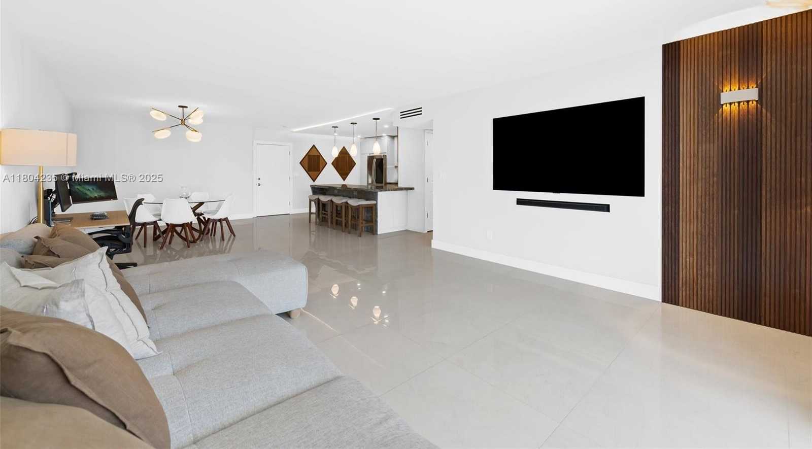 Small Image of 1501 SOUTH OCEAN DR #1005, Hollywood Number 2