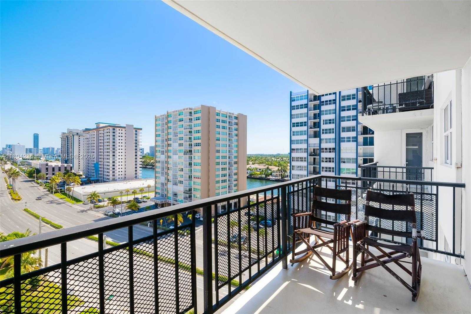 Small Image of 1501 SOUTH OCEAN DR #1005, Hollywood Number 24