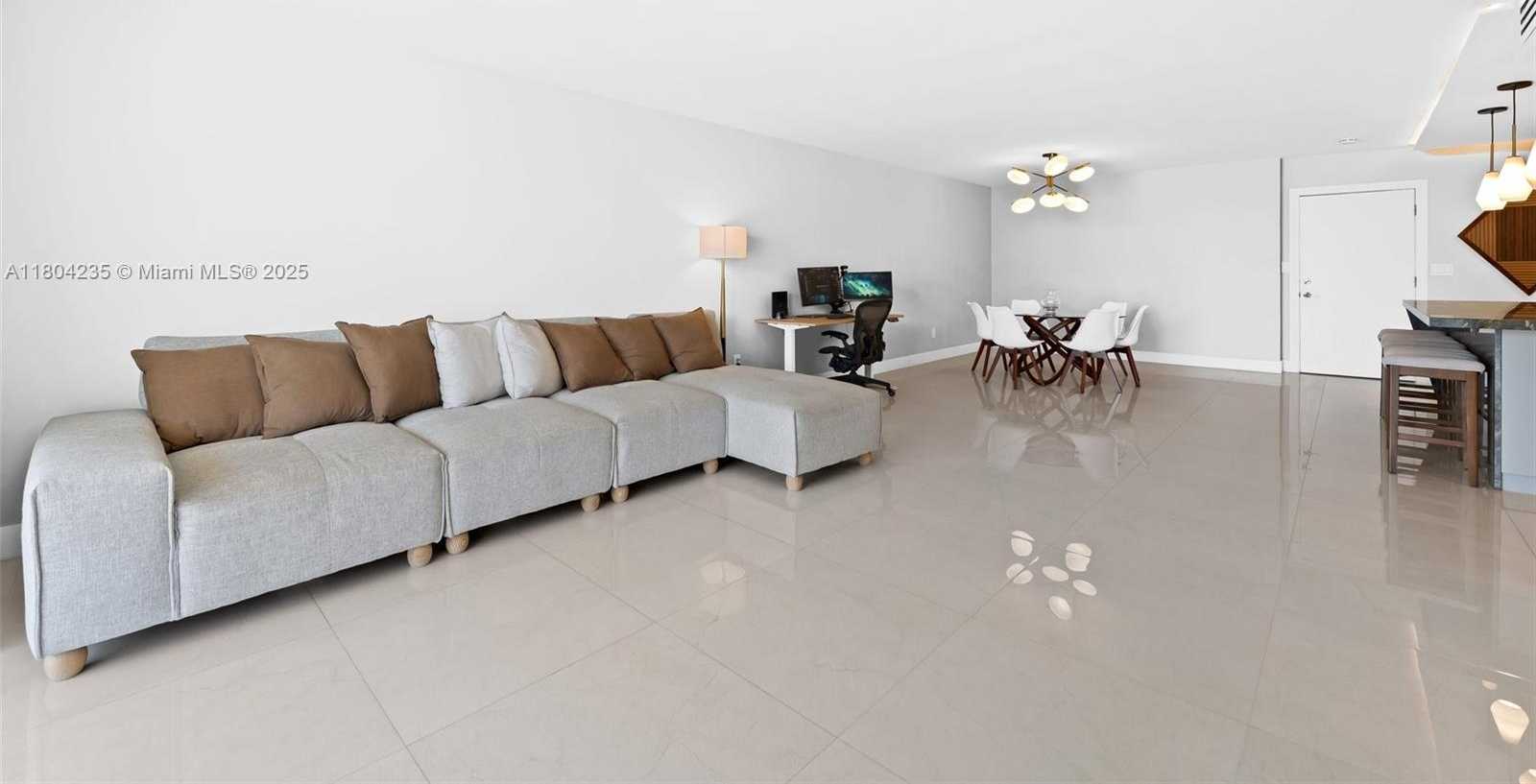 Small Image of 1501 SOUTH OCEAN DR #1005, Hollywood Number 4