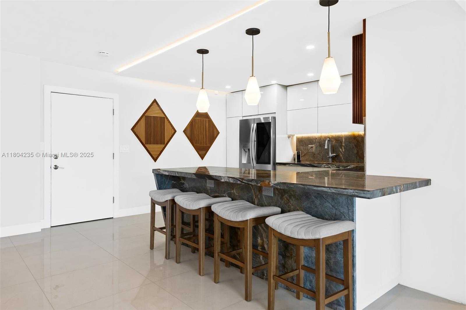 Small Image of 1501 SOUTH OCEAN DR #1005, Hollywood Number 6