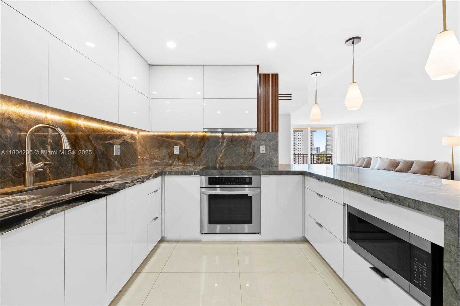 Small Image of 1501 SOUTH OCEAN DR #1005, Hollywood Number 8