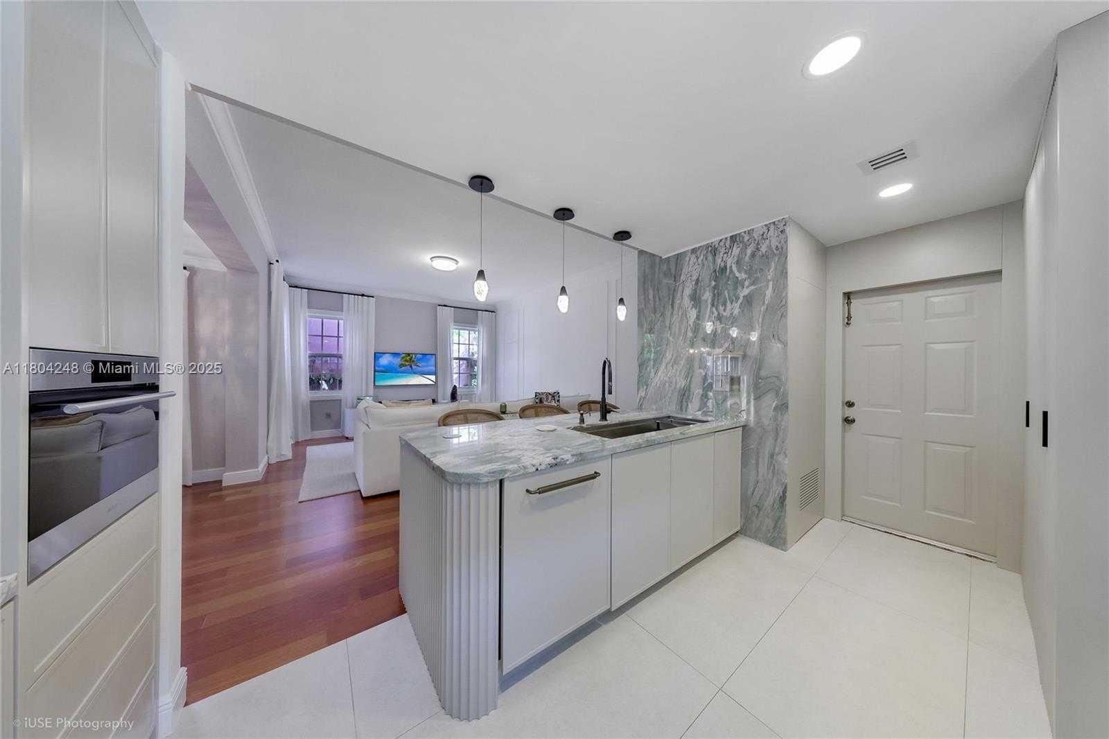 Small Image of 540 LORETTO AVE #19, Coral Gables Number 12