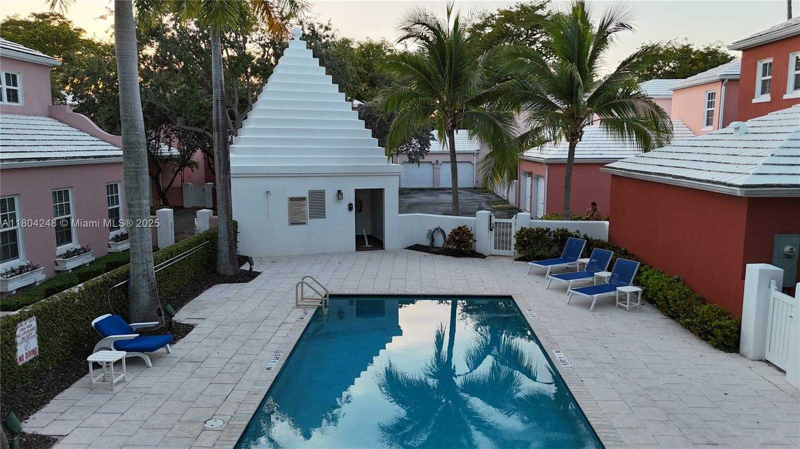 Small Image of 540 LORETTO AVE #19, Coral Gables Number 28