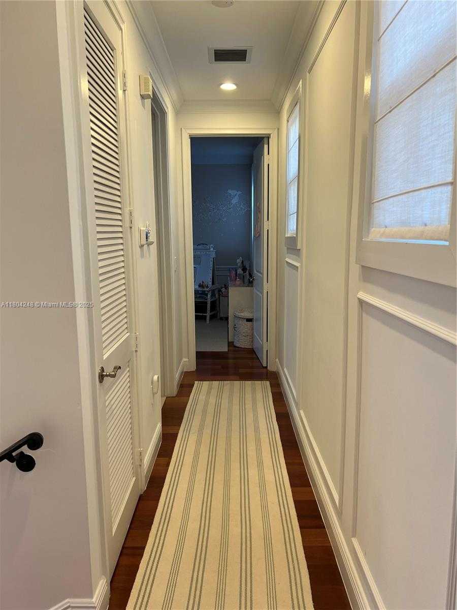 Small Image of 540 LORETTO AVE #19, Coral Gables Number 38