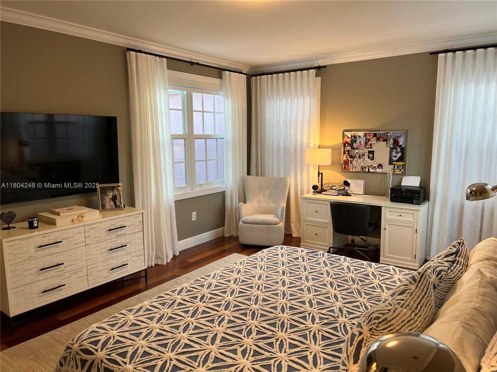 Small Image of 540 LORETTO AVE #19, Coral Gables Number 48