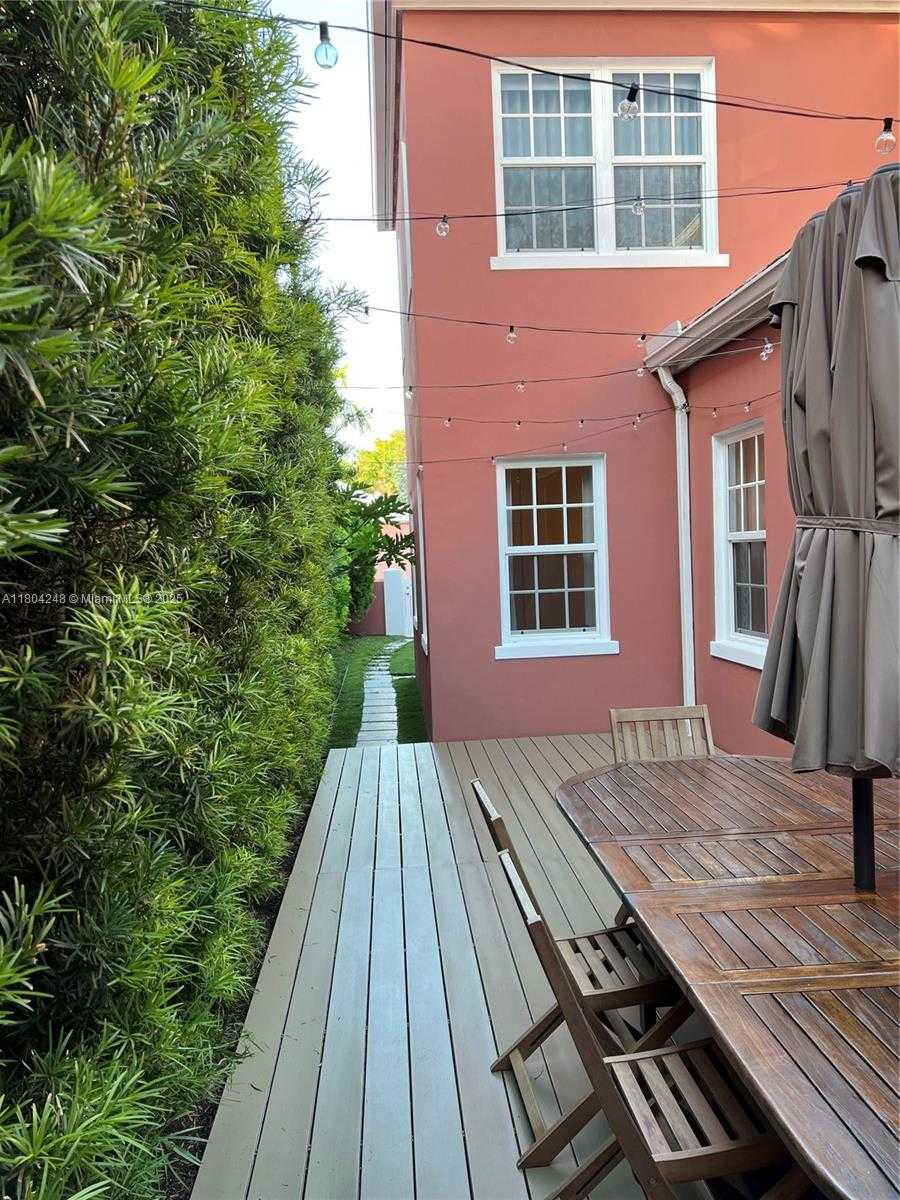 Small Image of 540 LORETTO AVE #19, Coral Gables Number 59