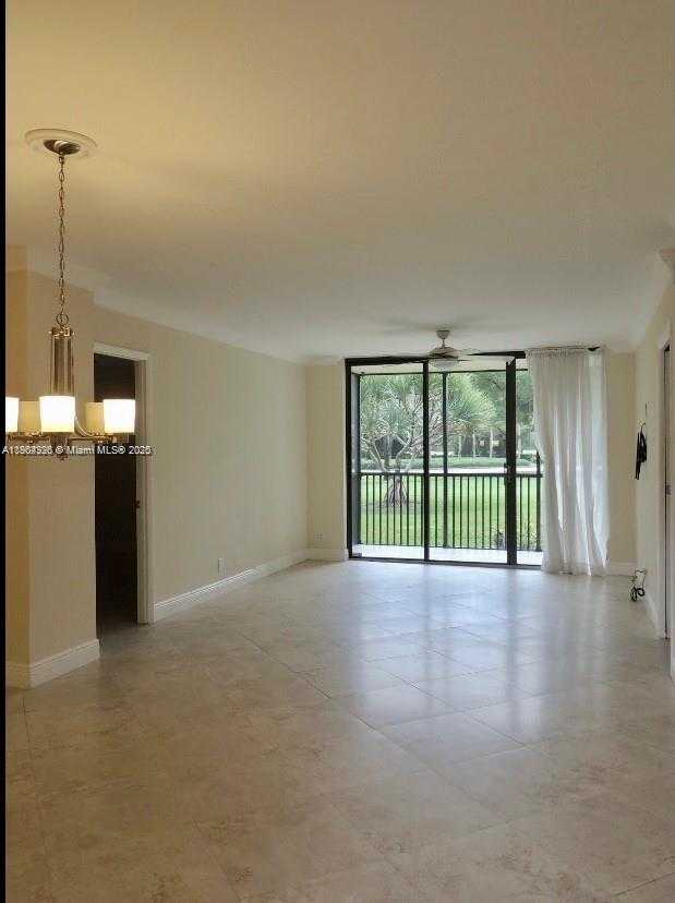 Small Image of 3101 NORTH COUNTRY CLUB DR #107, Aventura Number 8