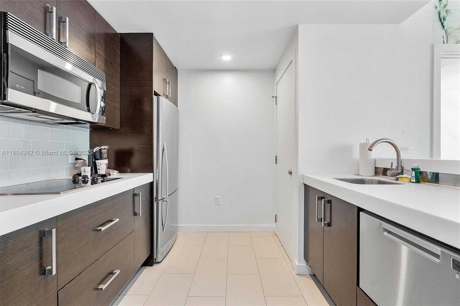 Small Image of 17315 COLLINS AVE #1008, Sunny Isles Beach Number 11