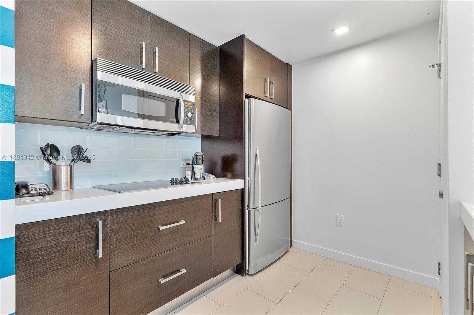 Small Image of 17315 COLLINS AVE #1008, Sunny Isles Beach Number 12