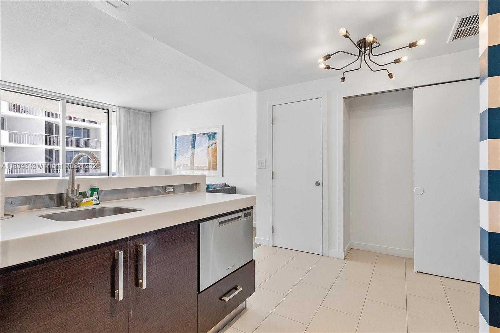 Small Image of 17315 COLLINS AVE #1008, Sunny Isles Beach Number 16