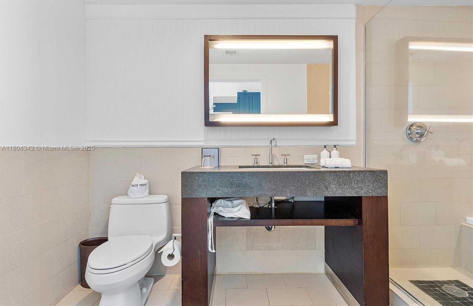 Small Image of 17315 COLLINS AVE #1008, Sunny Isles Beach Number 22