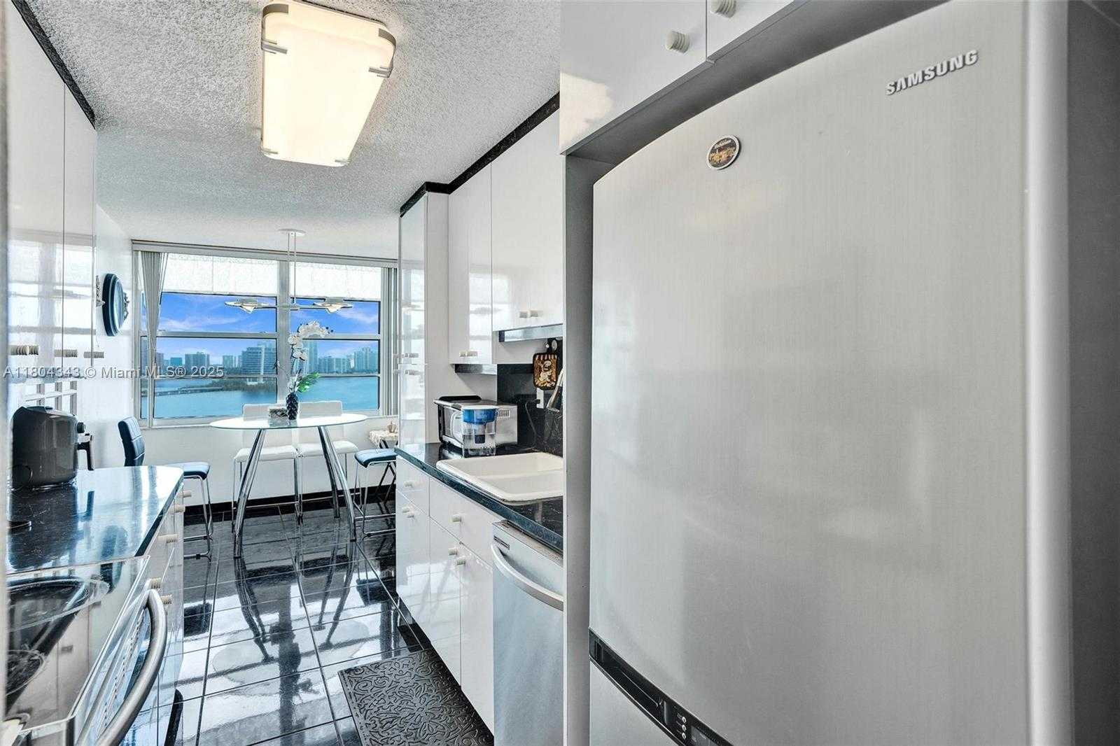 Small Image of 301 174TH ST #1503, Sunny Isles Beach Number 15