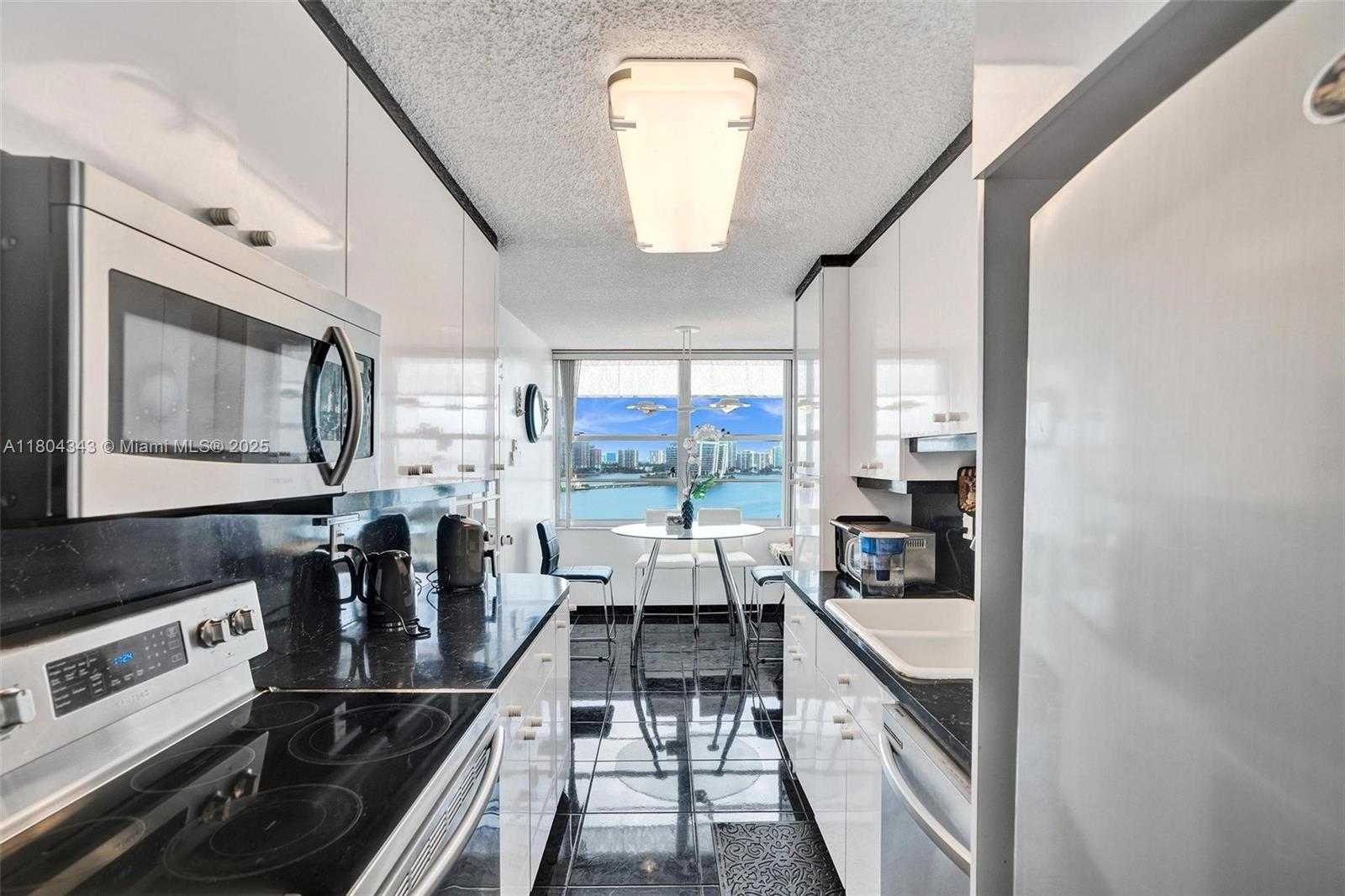Small Image of 301 174TH ST #1503, Sunny Isles Beach Number 17