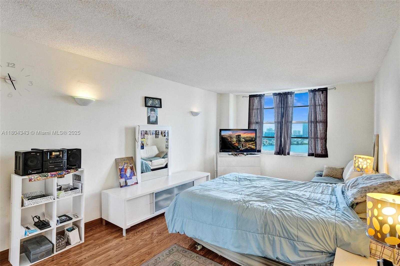 Small Image of 301 174TH ST #1503, Sunny Isles Beach Number 21