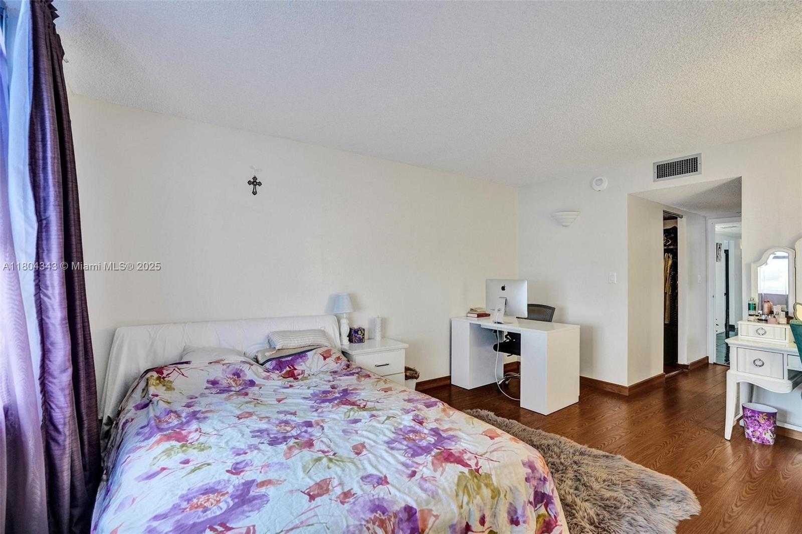 Small Image of 301 174TH ST #1503, Sunny Isles Beach Number 33