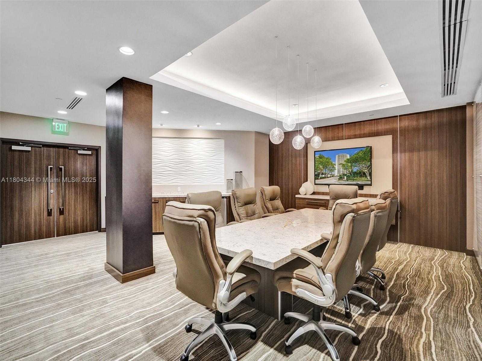 Small Image of 3000 ISLAND BLVD #TH-5, Aventura Number 39