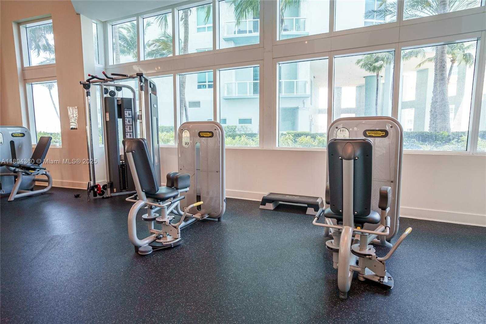 Small Image of 1900 NORTH BAYSHORE DR #1918, Miami Number 30