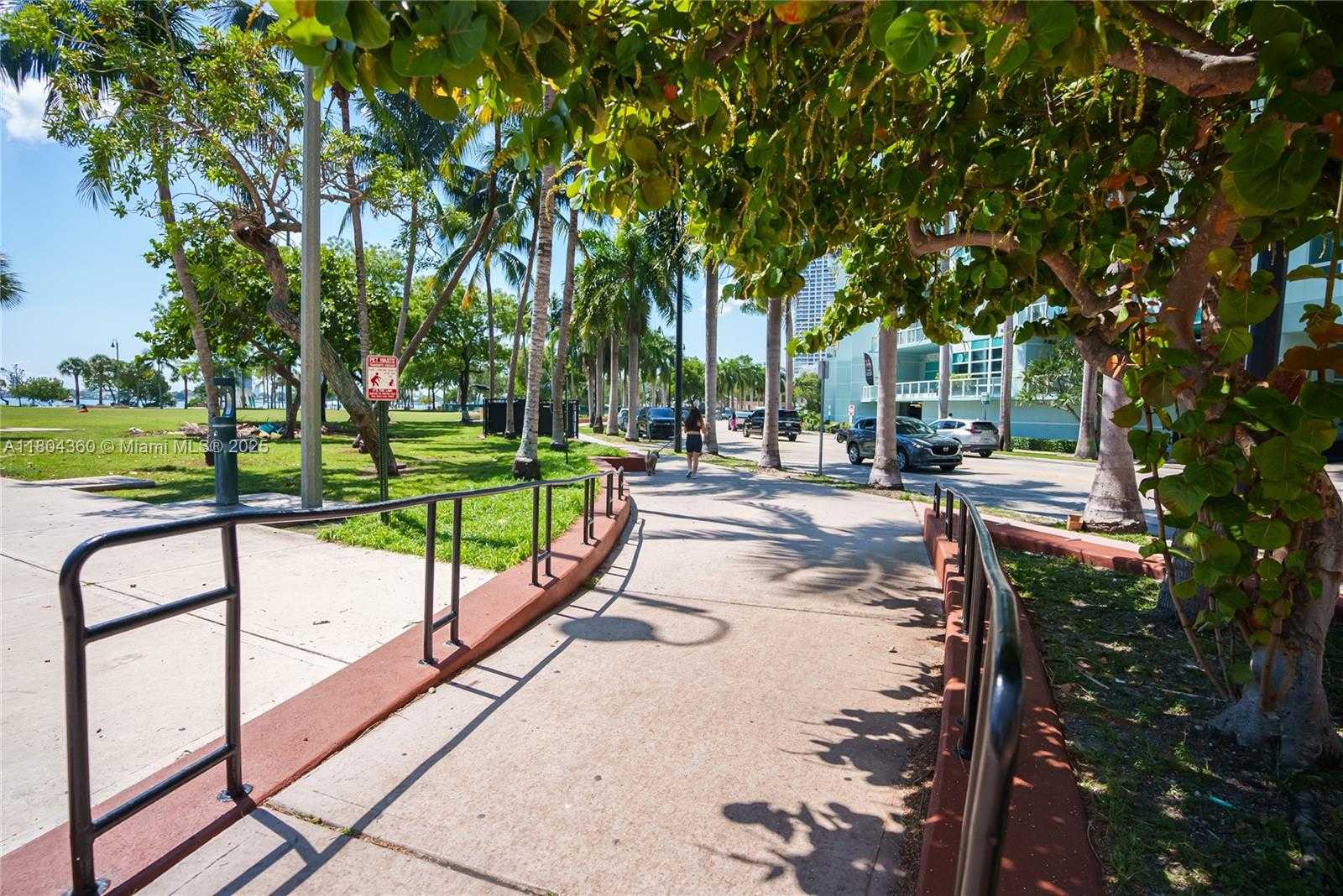 Small Image of 1900 NORTH BAYSHORE DR #1918, Miami Number 42