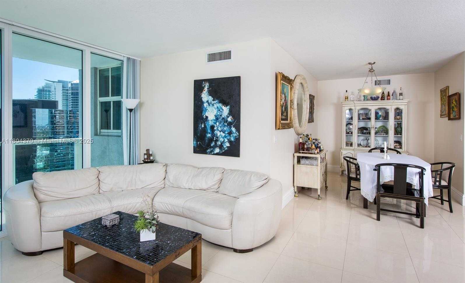 Small Image of 1250 SOUTH MIAMI AVE #3106, Miami Number 19