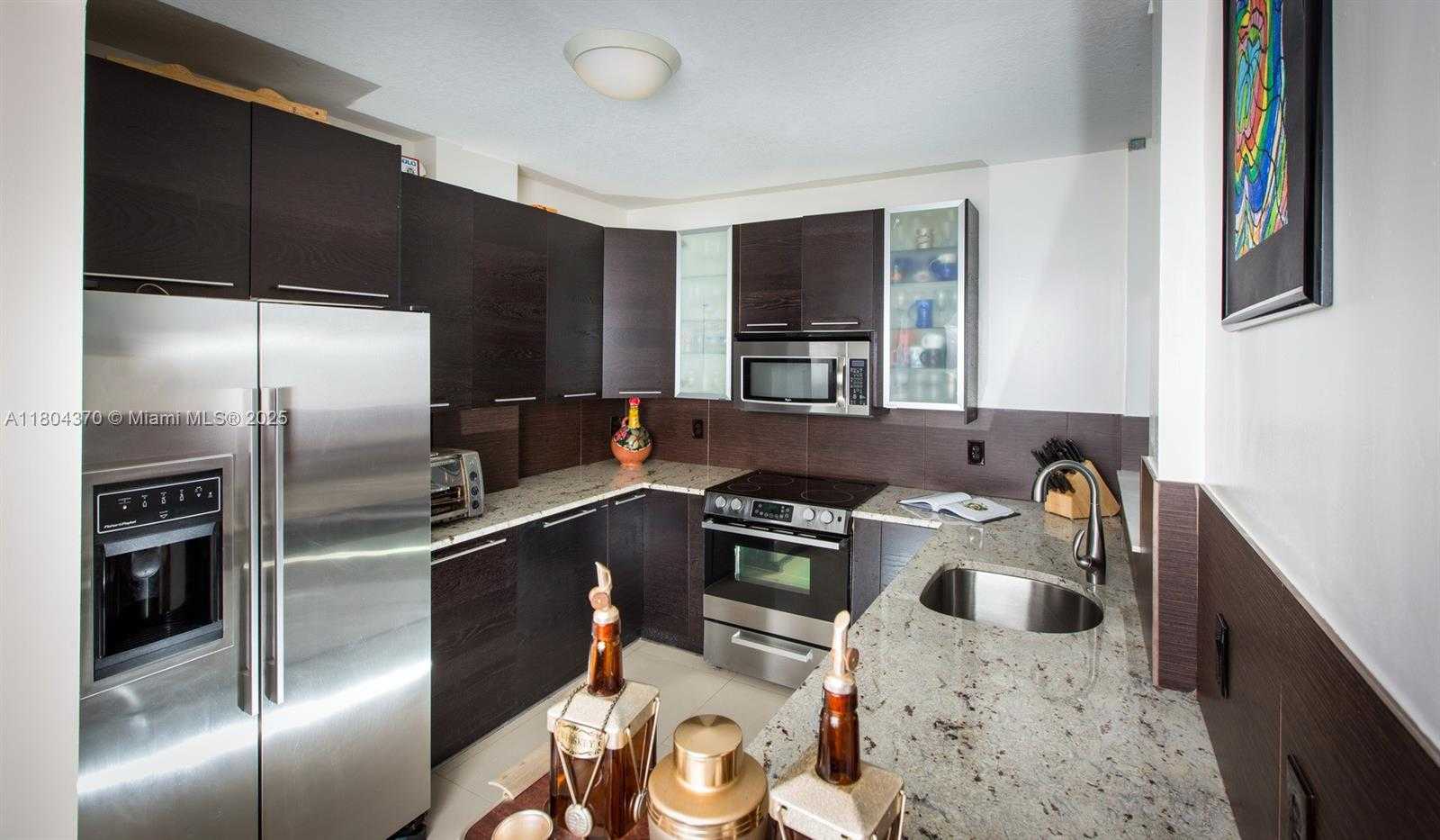 Small Image of 1250 SOUTH MIAMI AVE #3106, Miami Number 25