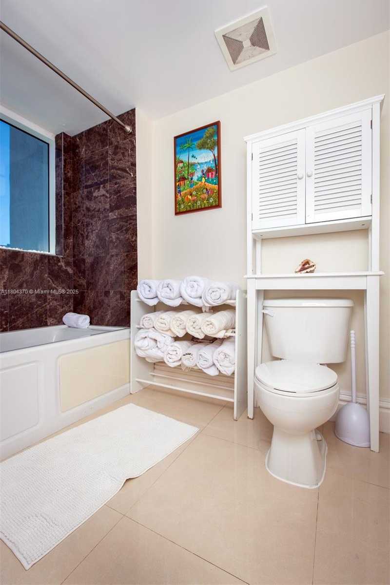 Small Image of 1250 SOUTH MIAMI AVE #3106, Miami Number 42