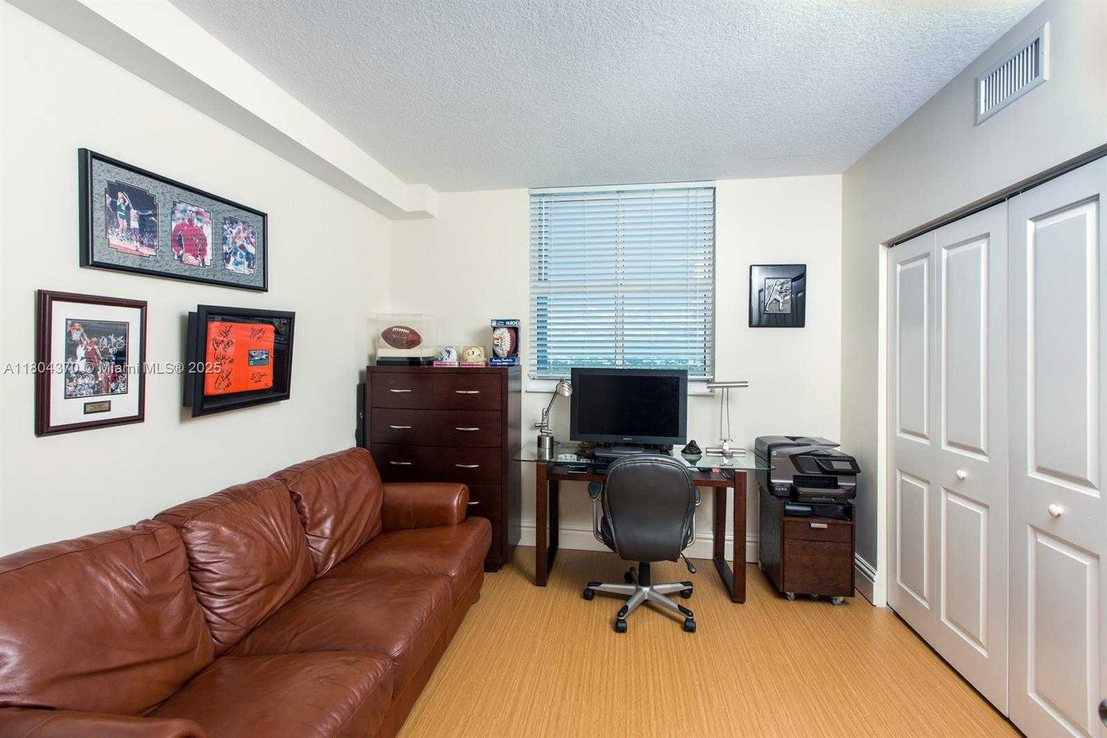 Small Image of 1250 SOUTH MIAMI AVE #3106, Miami Number 5