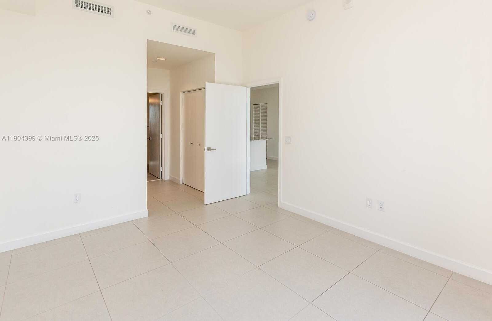 Small Image of 5350 NORTH WEST 84TH AVE #1018, Doral Number 10