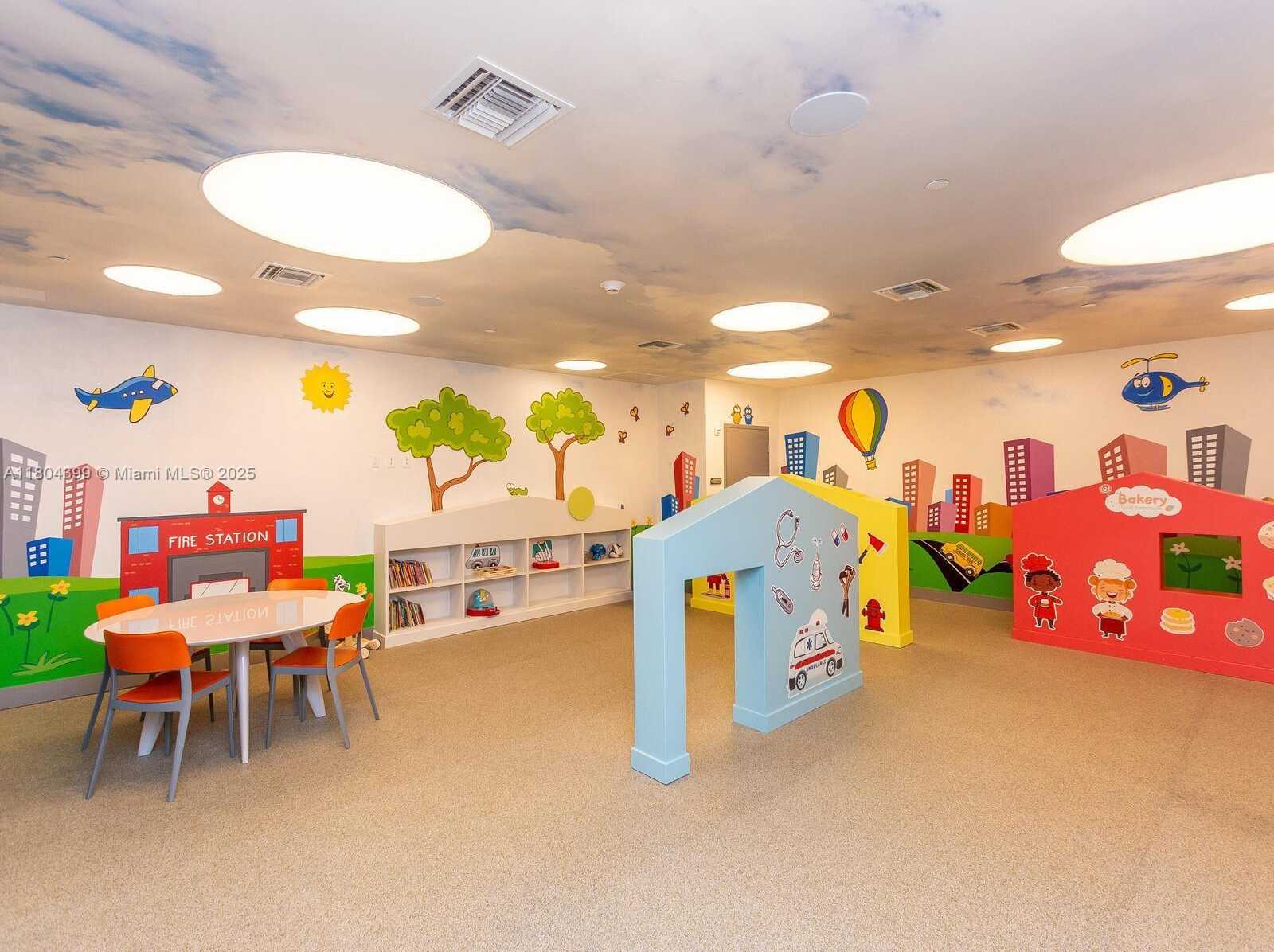 Small Image of 5350 NORTH WEST 84TH AVE #1018, Doral Number 24