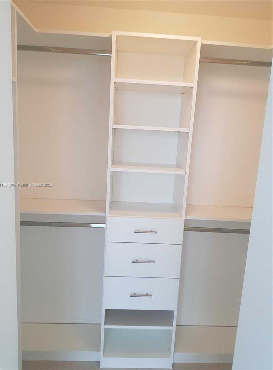 Small Image of 5350 NORTH WEST 84TH AVE #1018, Doral Number 9