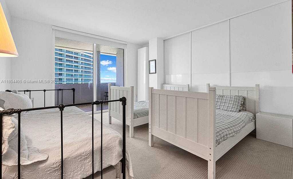 Small Image of 10275 COLLINS AVE #1506, Bal Harbour Number 16