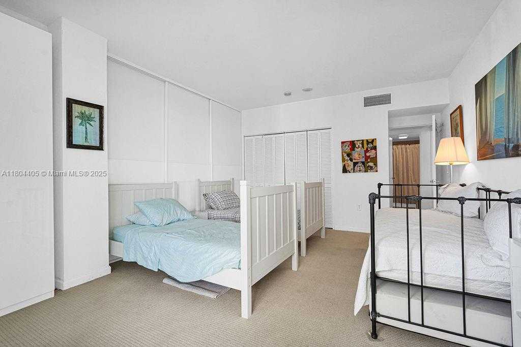 Small Image of 10275 COLLINS AVE #1506, Bal Harbour Number 17