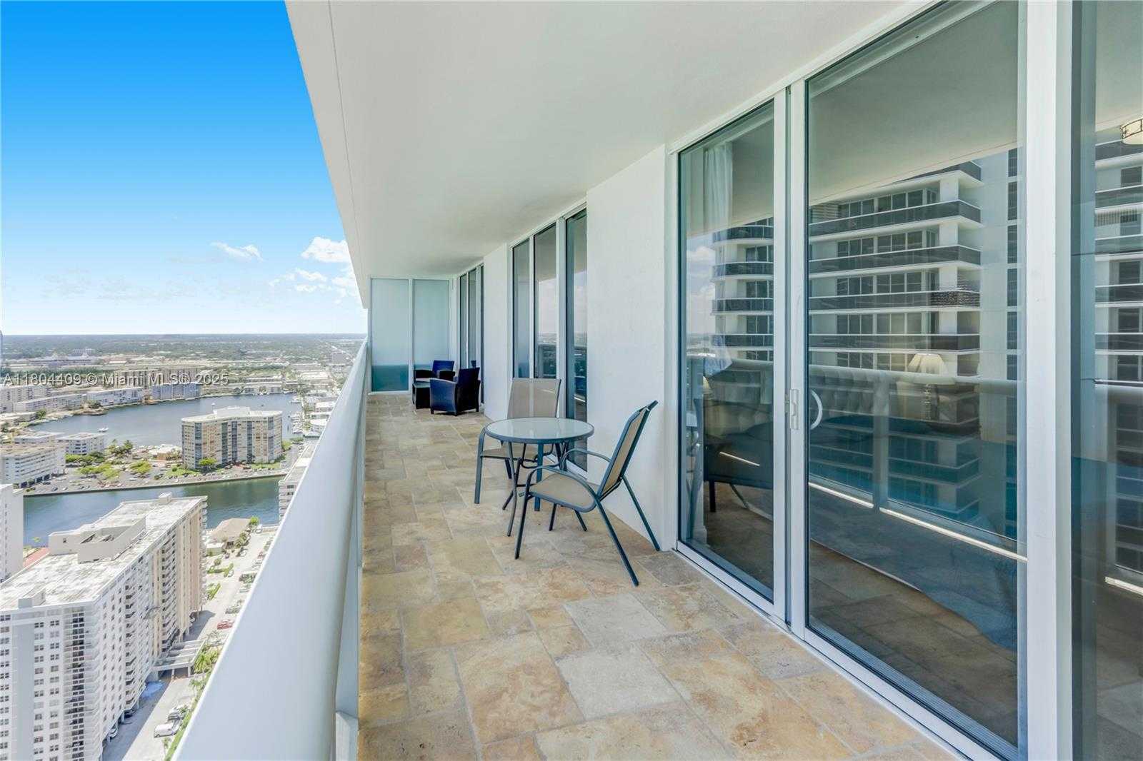 Small Image of 1830 SOUTH OCEAN DR #3804, Hallandale Beach Number 11
