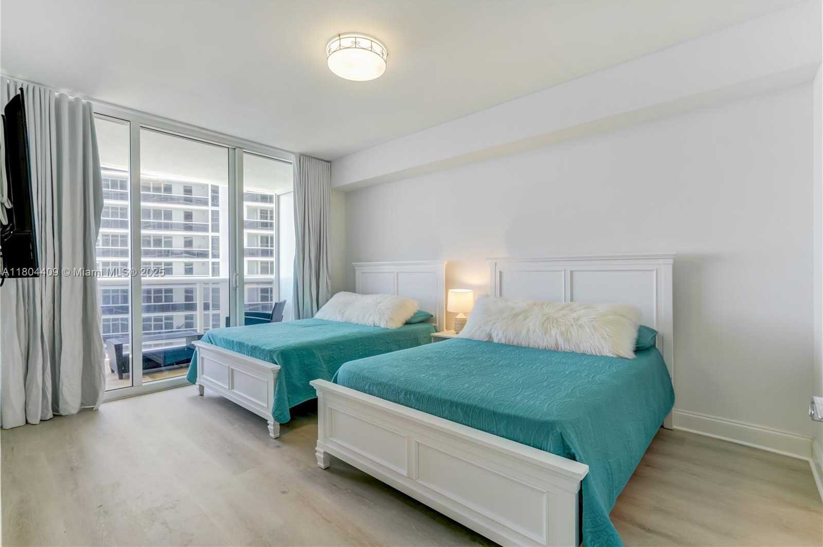 Small Image of 1830 SOUTH OCEAN DR #3804, Hallandale Beach Number 18