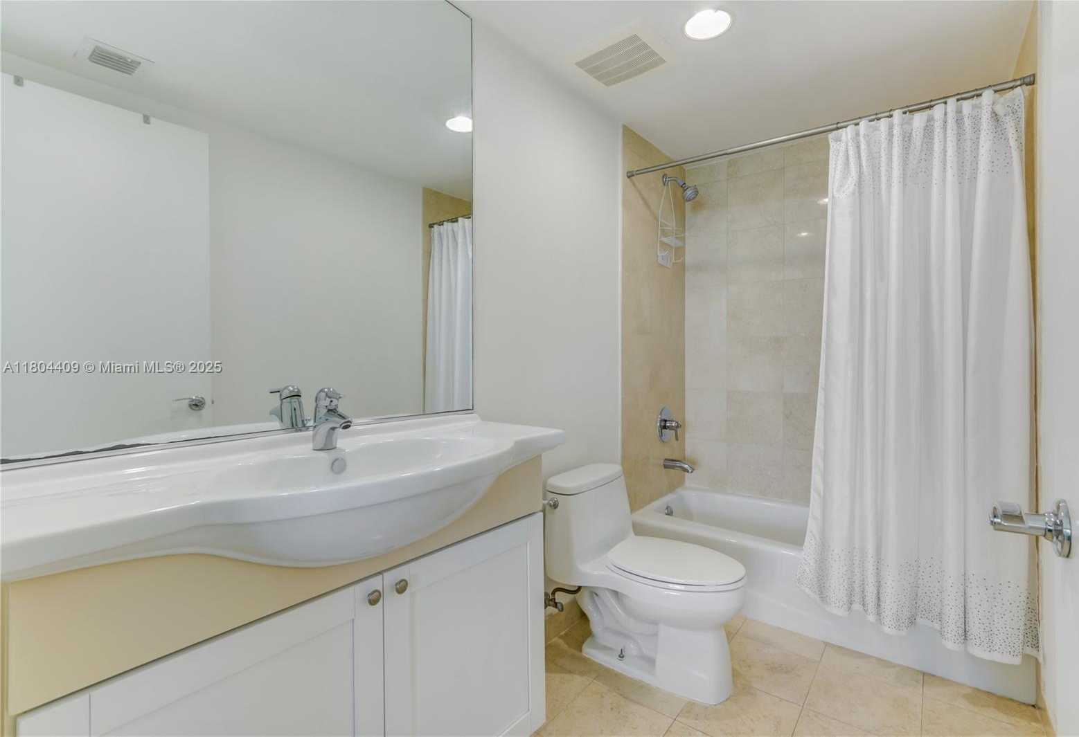 Small Image of 1830 SOUTH OCEAN DR #3804, Hallandale Beach Number 20