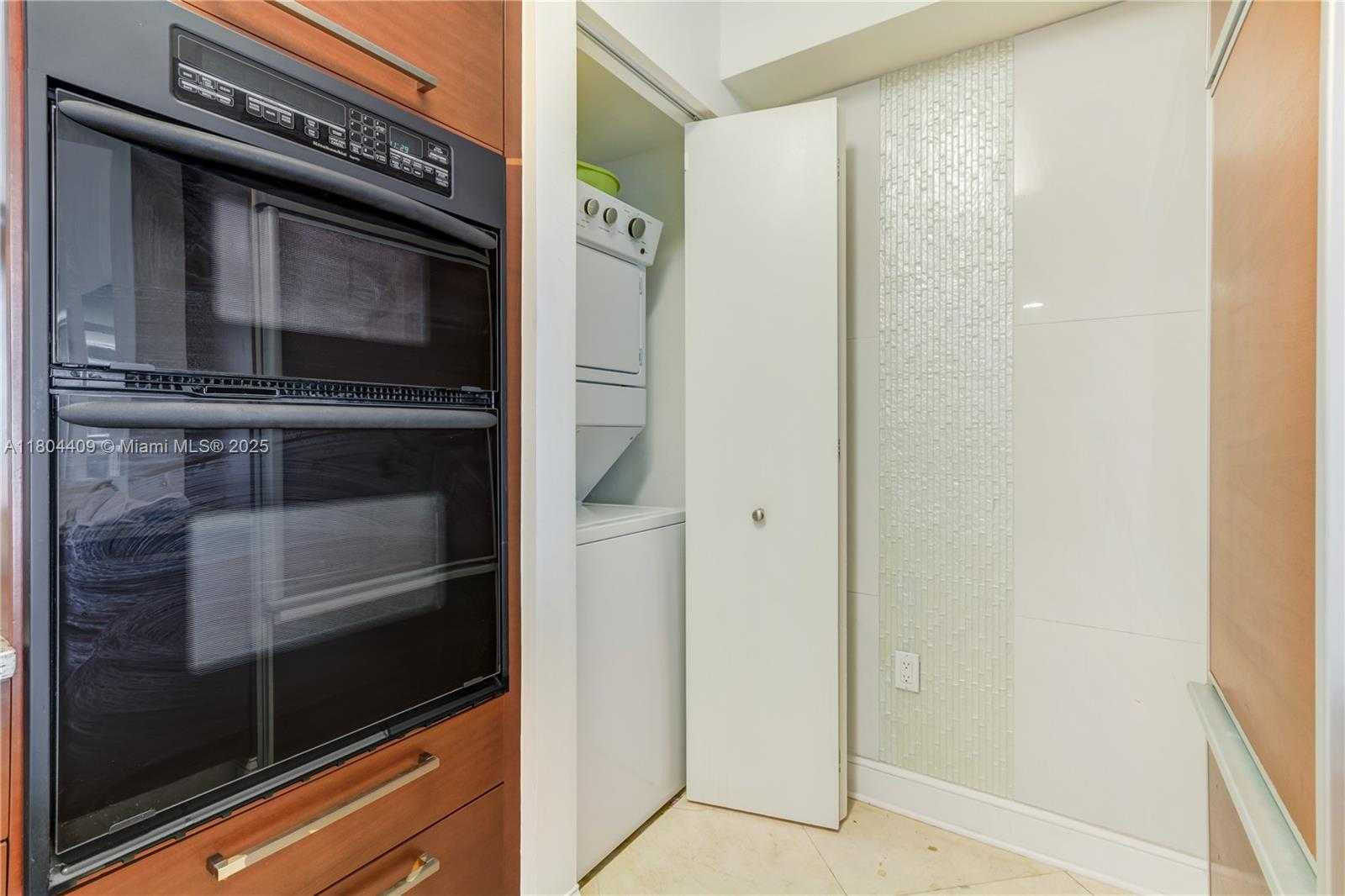 Small Image of 1830 SOUTH OCEAN DR #3804, Hallandale Beach Number 7