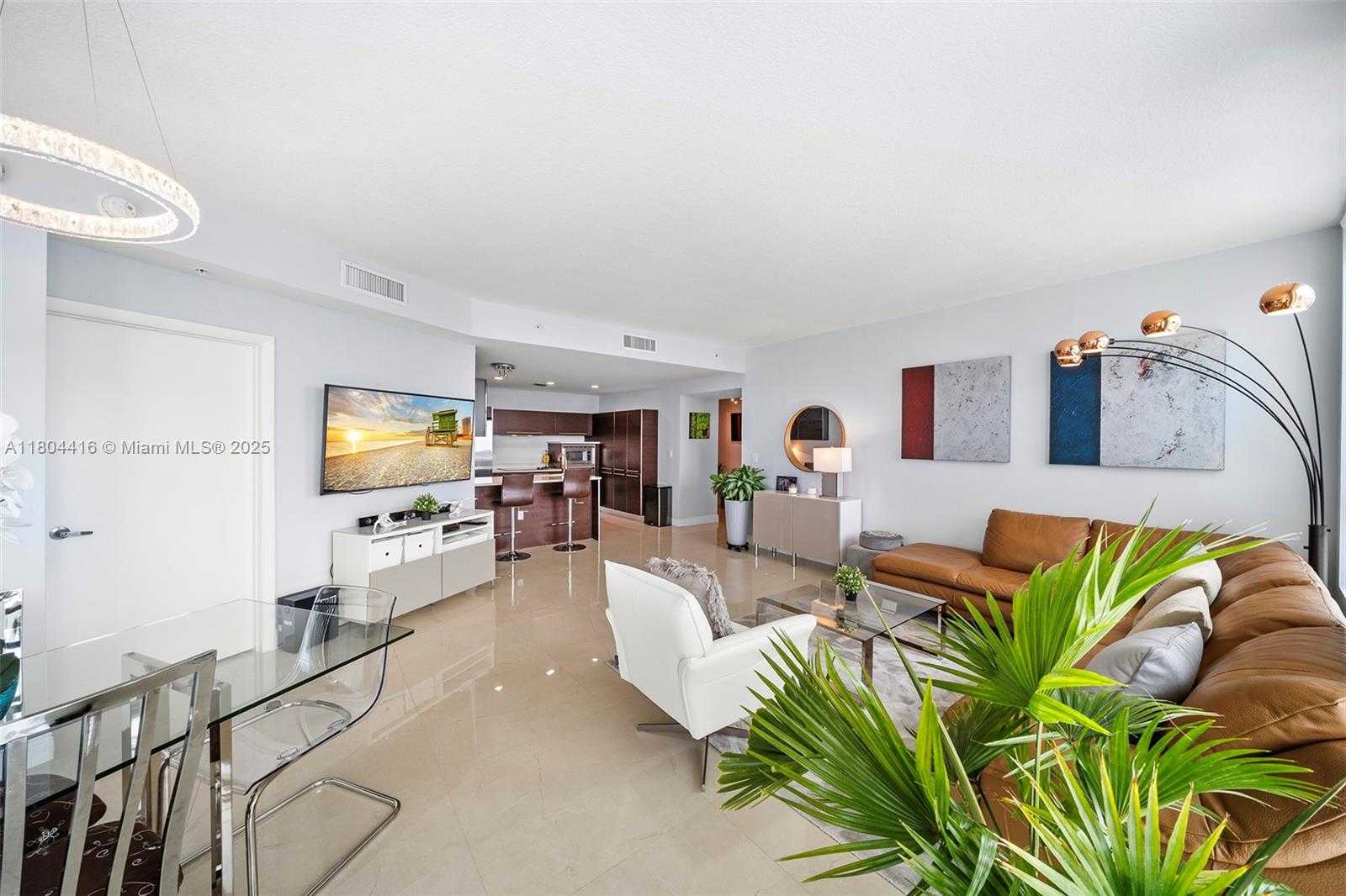 Small Image of 1900 NORTH BAYSHORE DR #2512, Miami Number 26