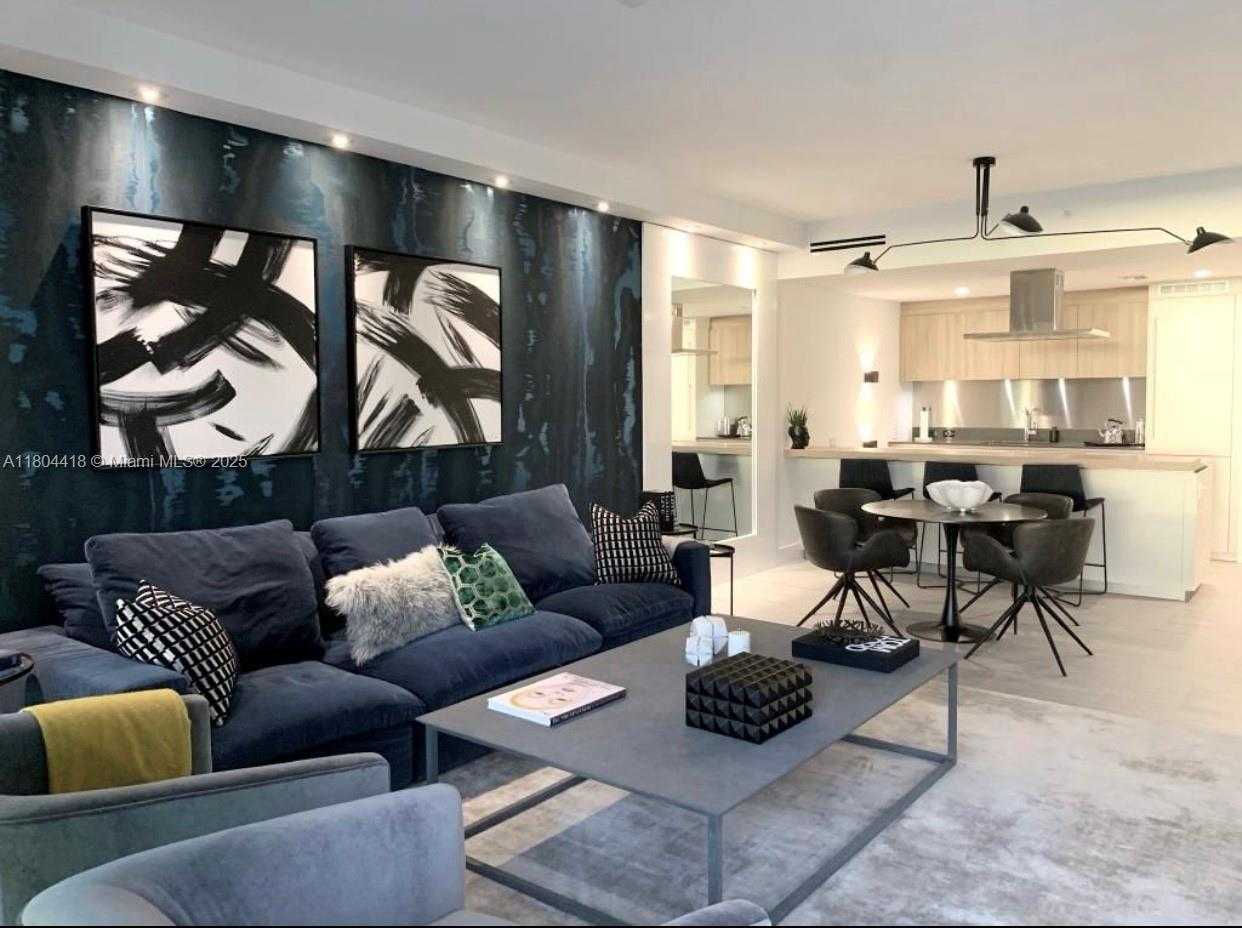 Small Image of 1000 BRICKELL PLZ #3308, Miami Number 4