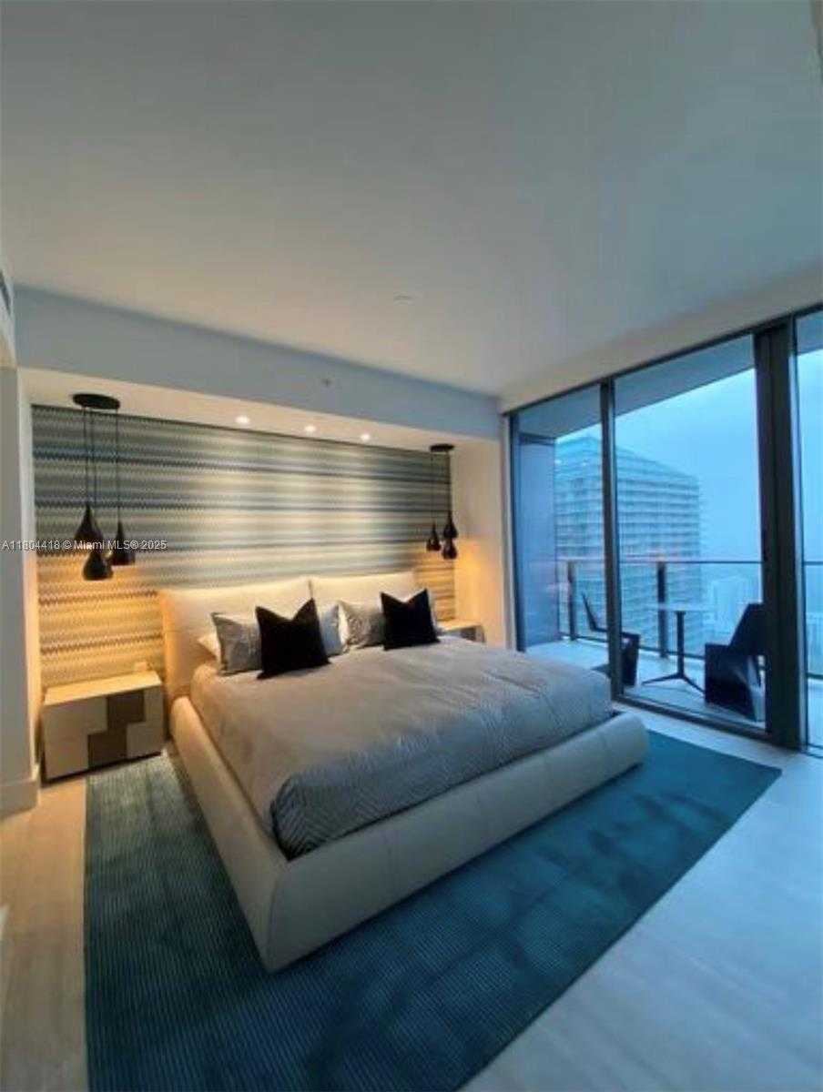 Small Image of 1000 BRICKELL PLZ #3308, Miami Number 9
