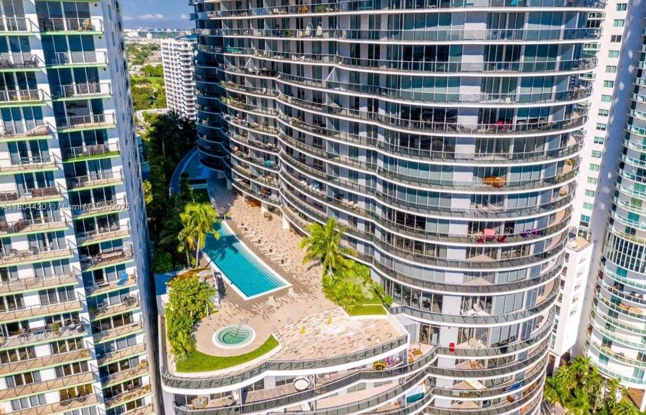 Small Image of 488 NE 18TH #2703, Miami Number 19