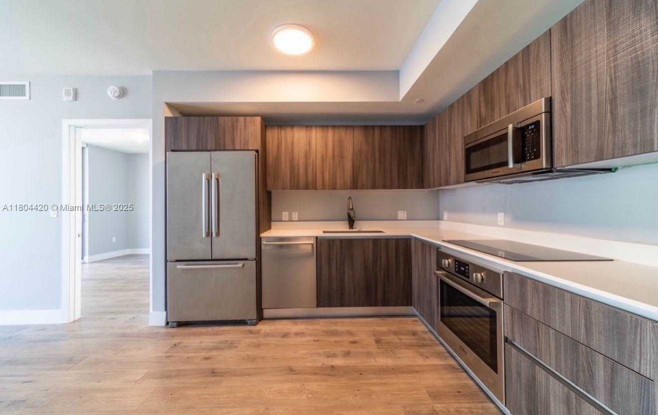 Small Image of 488 NE 18TH #2703, Miami Number 6