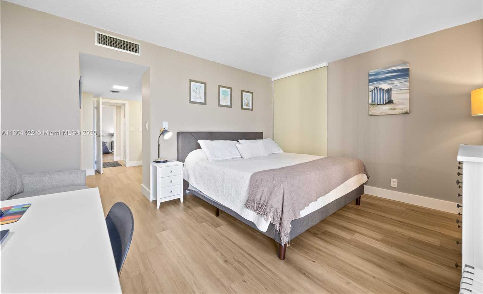 Small Image of 20301 WEST COUNTRY CLUB DR #1623, Aventura Number 25