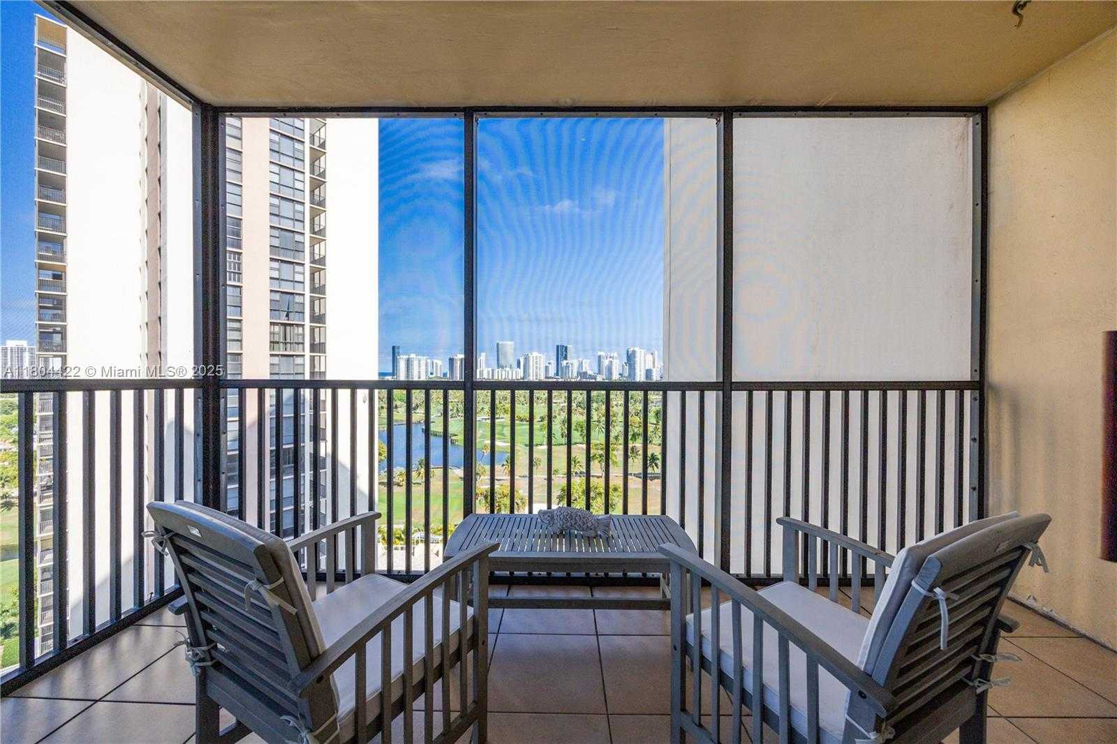 Small Image of 20301 WEST COUNTRY CLUB DR #1623, Aventura Number 3