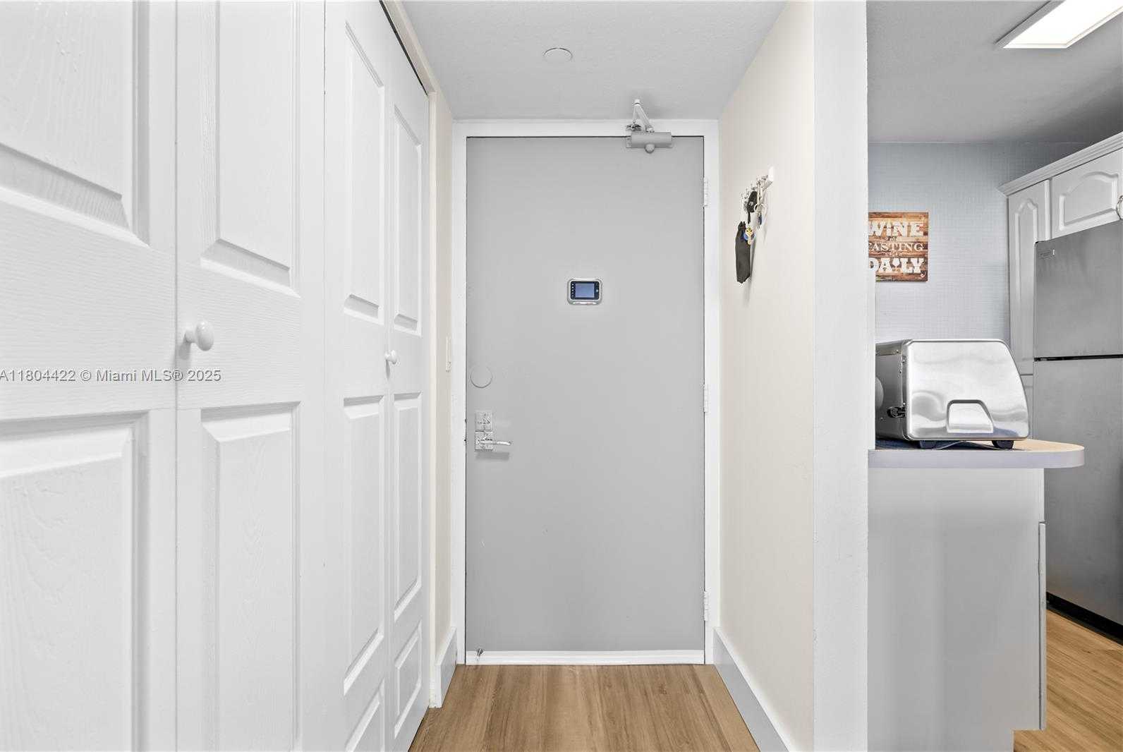 Small Image of 20301 WEST COUNTRY CLUB DR #1623, Aventura Number 8