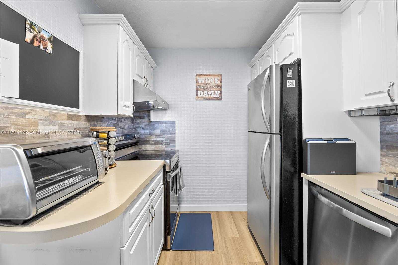 Small Image of 20301 WEST COUNTRY CLUB DR #1623, Aventura Number 9