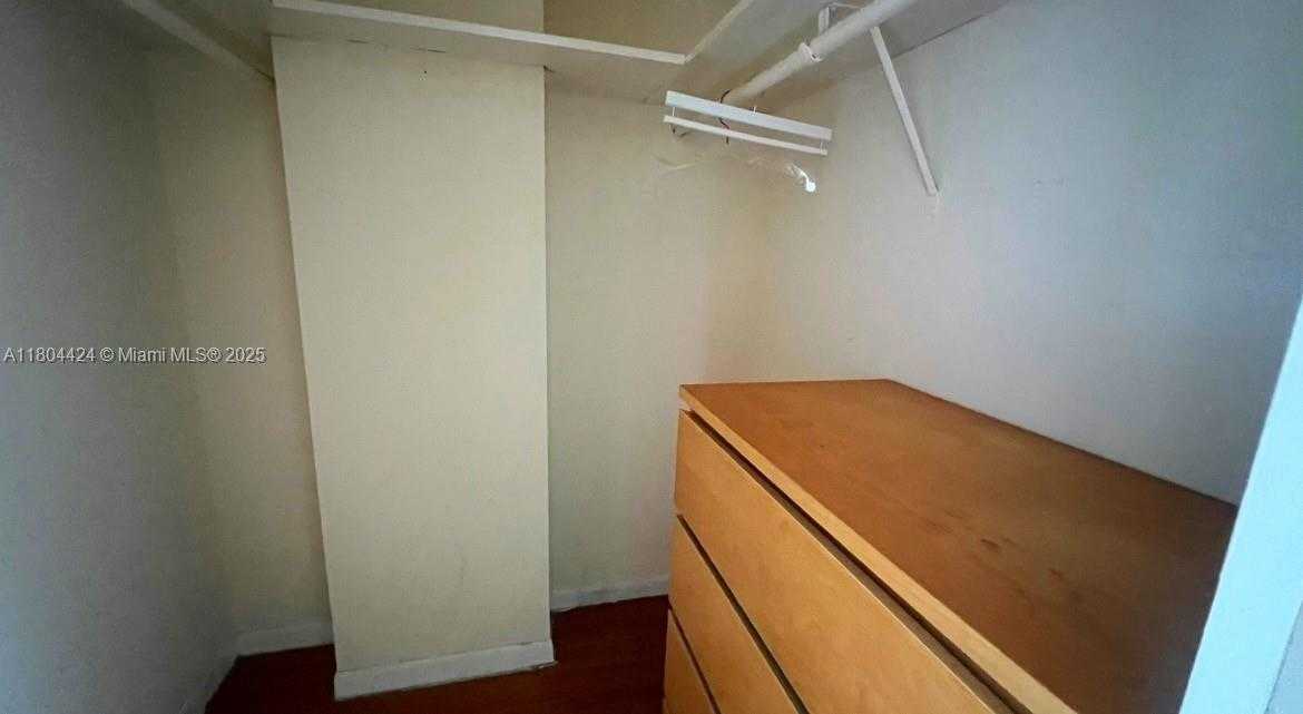 Small Image of 2025 NORTH EAST 164TH ST #506, North Miami Beach Number 7