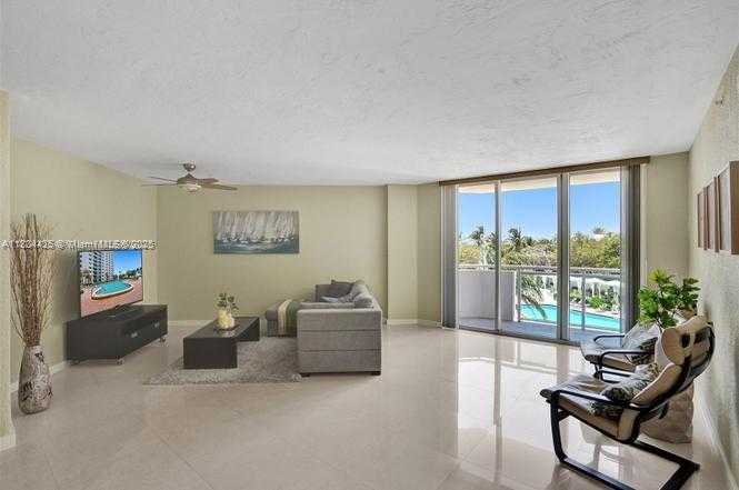 Small Image of 3001 SOUTH OCEAN DR #321, Hollywood Number 13
